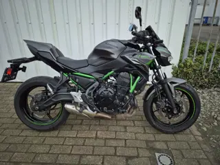 Kawasaki Z650 uit 2023, mooie naked bike