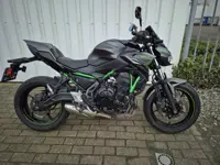 Kawasaki Z650 uit 2023, mooie naked bike