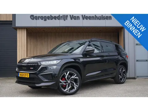 Skoda Kodiaq 2.0 TSI 245pk VRS 7-Zits DSG RS-Seats Pano.Dak Stuur/Stoelv.w. Trekhaak 20inch LM Sfeer