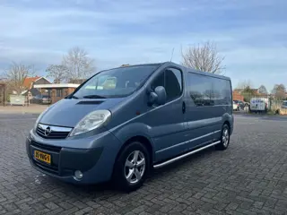 Opel Vivaro 2.5 CDTI L2H1 DC | AIRCO | SIDEBARS | LM VELGEN | TREKHAAK 4454