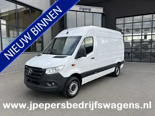 Mercedes-Benz Sprinter 317 CDI L2 H2 Pro Facelift / MBUX / Navigatie / Camera / Geveerde stoel / Cru