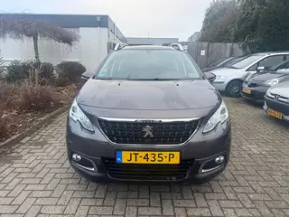 Peugeot 2008 1.2 PureTech Blue Lion