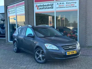Kia Cee'd Sporty Wagon 1.4 X-tra ISG - Clima - Cruise - 2009 -