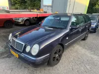 Mercedes-Benz E-klasse Combi 240 Avantgarde AUTOMAAT AIRCO