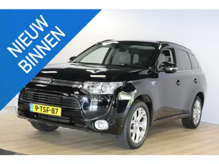 Mitsubishi Outlander 2.0 PHEV Instyle | Schuif- kanteldak | Trekhaak | Leer