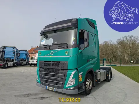 Volvo (bj 2022, automaat)