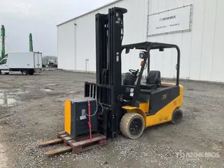 Hangcha CPD35J 3500 kg Electric Forklift (bj 2010)