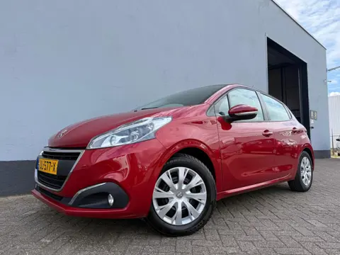 Peugeot 208 1.2 PureTech Blue Lion 5-Deurs - Airco - Navigatie