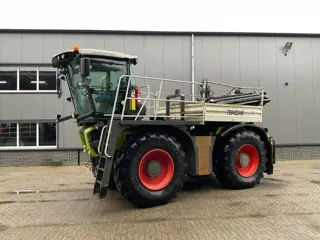 Claas Xerion 3800 (bj 2012)