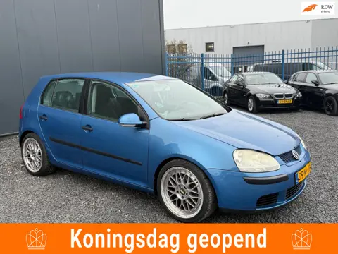 Volkswagen Golf 1.6 FSI Trendline AIRCO!5DEURS!APK2026!BBS!