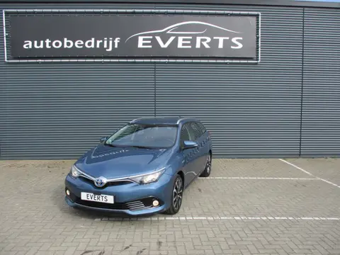 Toyota Auris Touring Sports 1.8 Hybrid Aspiration dealer onderhouden zeer nette en zeer complete aut