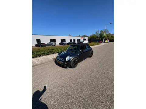 Mini Mini Cabrio 1.6 Cooper Chili APK tot 20-04-2027