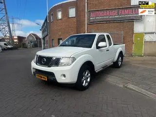 Nissan Navara 2.5 dCi SE King Cab
