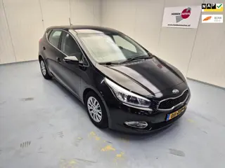 Kia Cee'd 1.6 GDI Plus Pack Navi Camera Cruise Control Ecc Alu Pdc