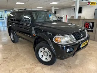 Mitsubishi Pajero Sport 3.0 V6 GLS | Airco | Trekhaak | Nieuwe D-riem | 1e eigenaar | 2800Kg Trekgew