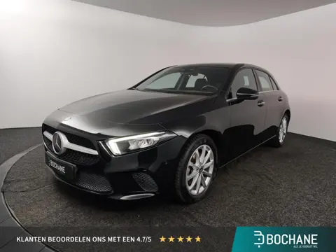 Mercedes-Benz A-klasse 200 d Advantage TREKHAAK | NAVIGATIE | ACHTERUITRIJCAMERA | PARKEERSENSOREN