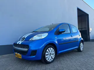 Peugeot 107 1.0-12V XR 5-Deurs - Airco