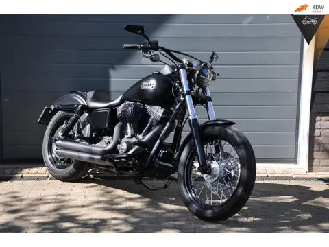 Harley Davidson Dyna Street Bob 103 FXDBP Leuk uitgevoerd !