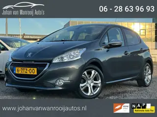 Peugeot 208 1.2 PureTech Style Pack Plus/NAVI/PANO