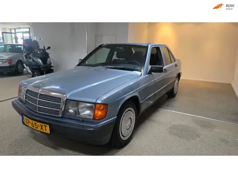 Mercedes-Benz 190-serie 2.0 E. Nieuwe apk 2 jaar!! April 2028!! Automaat