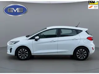 Ford Fiesta 1.0 EcoBoost 125 pk Hybrid Titanium, achteruitrijcamera, airco, NL auto met nap