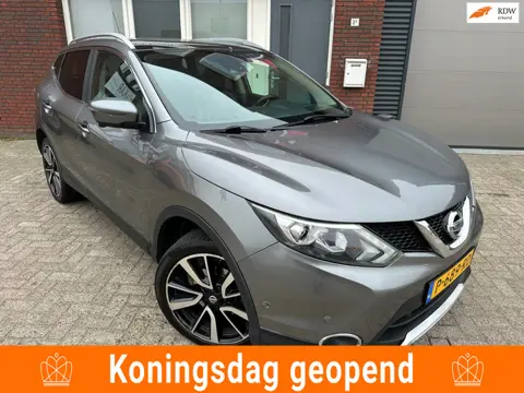 Nissan Qashqai 1.2 Tekna / Pano / Leder / Camera / DAB / Navi / AUT
