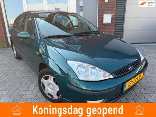 Ford Focus 2.0-16V / Airco / AUT / NAP / 5DRS