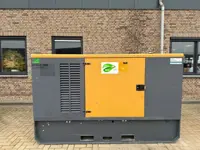 Perkins 1104D-E44TA Stamford 100 kVA Silent Noodstroom generatorset