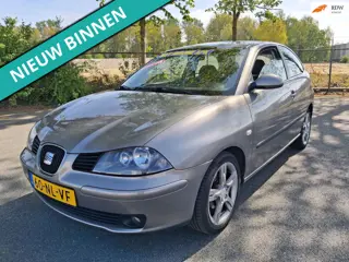 Seat Ibiza 1.4-16V Sport MET VOL JAAR APK DUS GOEDKOOP RIJDEN