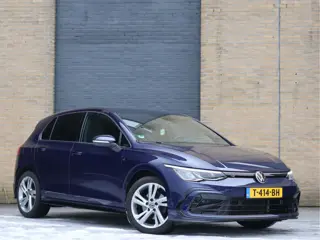 Volkswagen Golf 8 1.5 TSI R-Line | ACC | Stoel- & Stuurverwarming | LED | Carplay | Sfeerverlichting