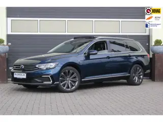 Volkswagen Passat Variant 1.4 TSI GTE Business | Trekhaak | Schuifdak | SOH94%