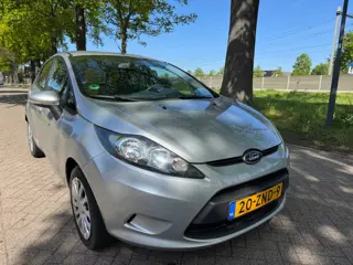 Ford Fiesta 1.25 Champion 2012 5D airco apk