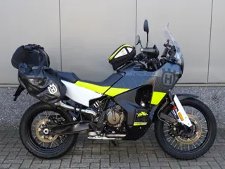 Husqvarna NORDEN 901 (bj 2022)