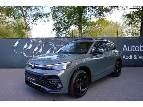 Volkswagen TIGUAN 1.5 eTSI |R-Line|Black Style|Panoramadak|Massage|Ambiance lightning|Automaat|