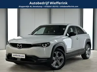 Mazda MX-30 e-SkyActiv EV 145 Exclusive-line 36 kWh | Navi | Camera | Trekhaak |