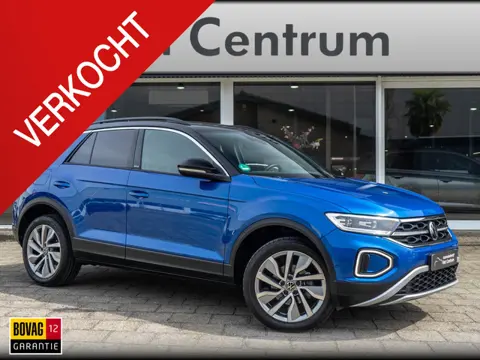 Volkswagen T-Roc 1.5 TSI 150PK Automaat Move / Camera / Trekhaak / App connect / Stoelverwarming / A