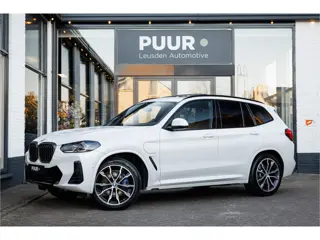 BMW X3 xDrive30e M-STOELEN Pano - Harman Kardon - Head Up - Surround View