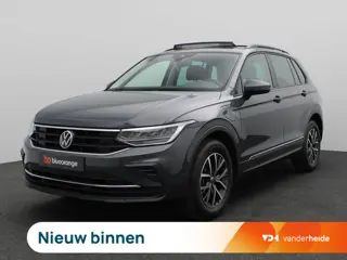 Volkswagen Tiguan 1.4 TSI eHybrid Life Business 245PK DSG SOH 87%, Pano-Schuifdak, Trekhaak, Achteru
