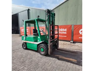 Pneus 4 T vorkheftruck