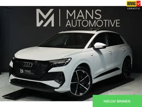 Audi Q4 e-tron 50 quattro S Edition 77 kWh / PANODAK / LEDER / MATRIX / CAMERA / KEYLESS