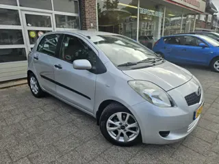 Toyota Yaris 1.3 VVTi Terra Airco (bj 2006)