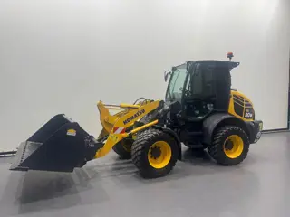 Komatsu WA80M-8E0 DEMO (bj 2025)