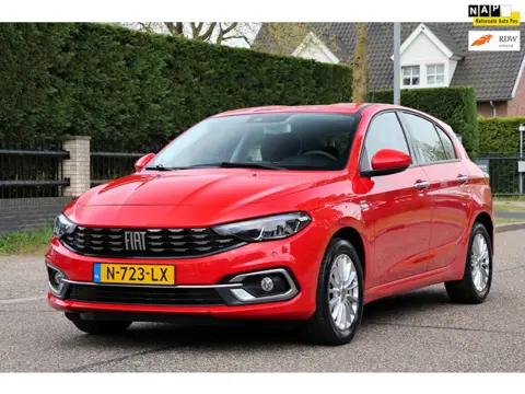 Fiat Tipo 1.0 Life | NAVI | CLIMA | CRUISE | TREKHAAK | NAP | ZEER MOOIE GOED ONDERHOUDEN AUTO |