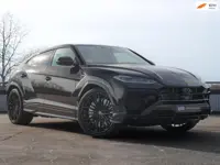 Lamborghini URUS 4.0 V8 Hybrid SE