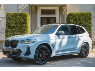 BMW X3 xDrive30e High Executive TREKHAAK | PANO | 360 CAM | ADAPTIVE | H&K | HUD