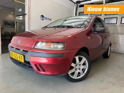 FIAT PUNTO 1.2 S Nette auto rijdt goed Trekhaak NAP APK 11-2026