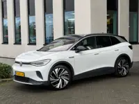 Volkswagen ID.4 Max 77 kWh, panoramadak, stoelverwarming, 360 camera, soh 94 %,warmtepomp, 1 e eigen