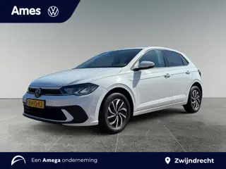 Volkswagen Polo 1.0 95pk TSI Life Velgen 'Essex', 15 inch lichtmetaal | Parkeersensoren vóór en acht