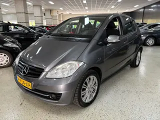 MERCEDES-BENZ A-KLASSE 180 Airco Trekhaak Stoelverwarming LM