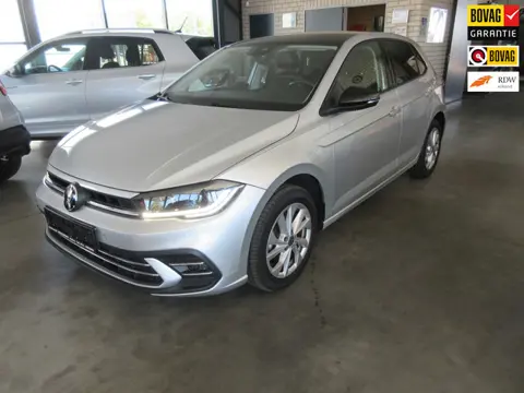 Volkswagen Polo 1.0 TSI Life Business